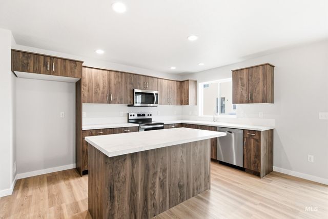 13681 Inman Ct, Caldwell, ID 83607