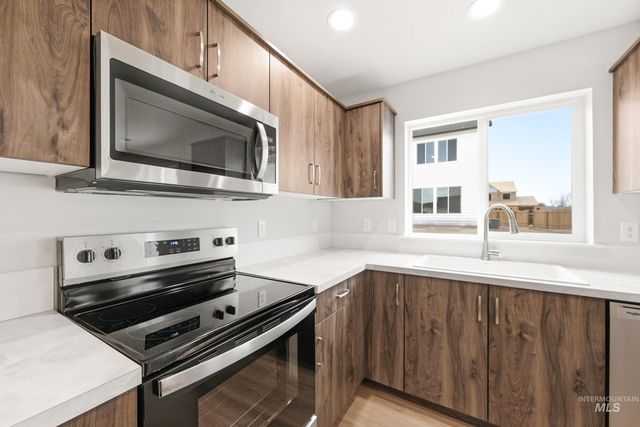 13681 Inman Ct, Caldwell, ID 83607