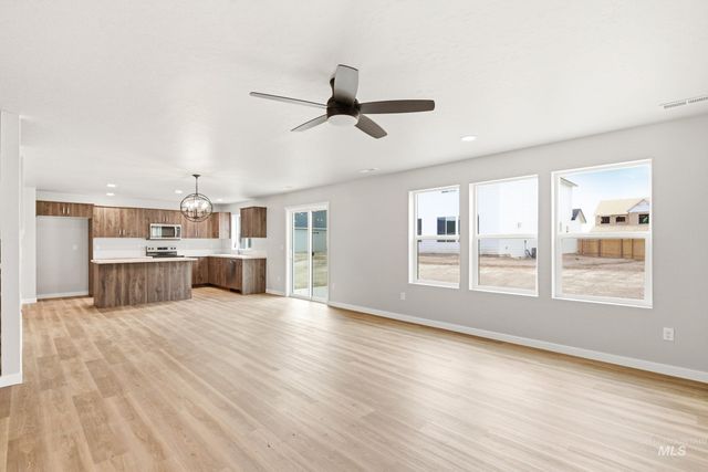 13681 Inman Ct, Caldwell, ID 83607