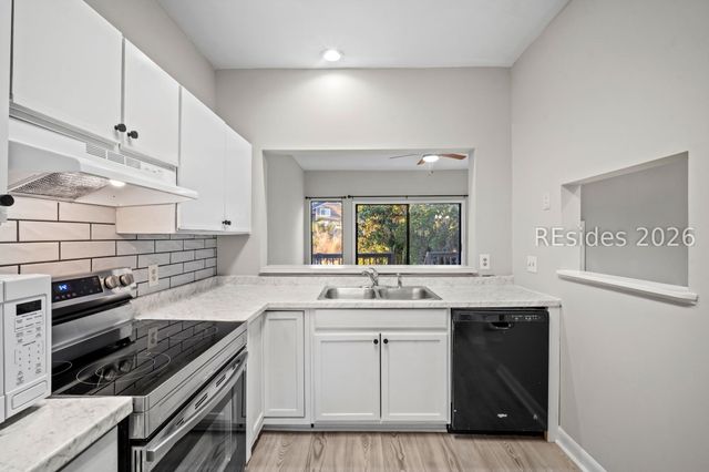 5 Gum Tree Rd Apt I19, Hilton Head Island, SC 29926