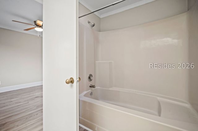 5 Gum Tree Rd Apt I19, Hilton Head Island, SC 29926