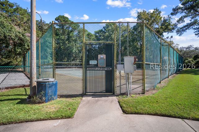 5 Gum Tree Rd Apt I19, Hilton Head Island, SC 29926