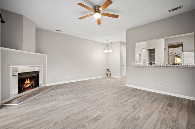 5 Gum Tree Rd Apt I19, Hilton Head Island, SC 29926