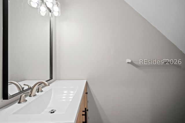 5 Gum Tree Rd Apt I19, Hilton Head Island, SC 29926