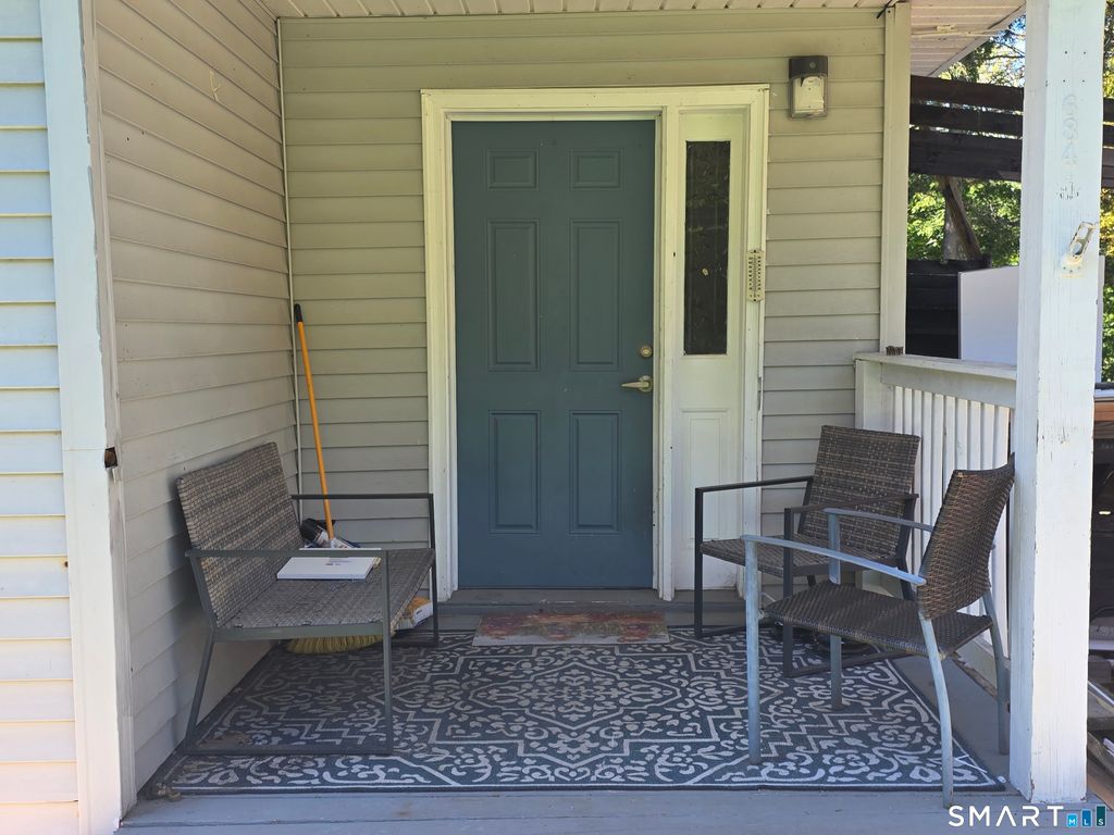 684 Main Street, Plymouth, CT 06782