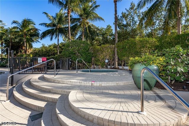 4182 Bay Beach LN 722, Fort Myers Beach, FL 33931