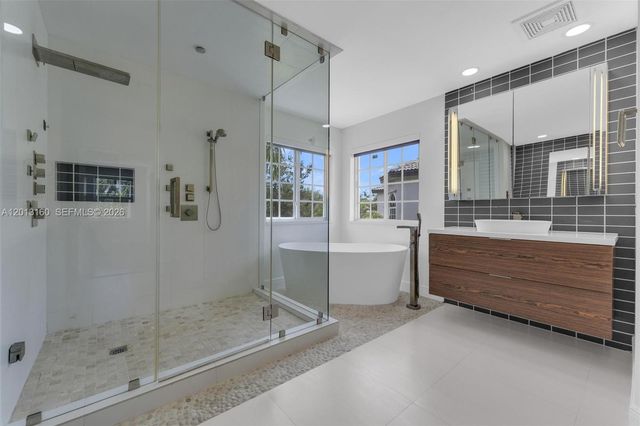 2128 SW 176th Ter, Miramar, FL 33029
