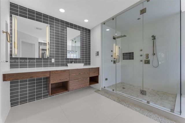 2128 SW 176th Ter, Miramar, FL 33029