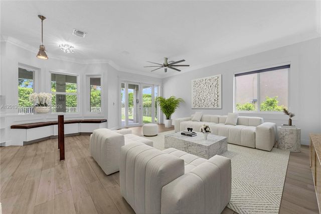 2128 SW 176th Ter, Miramar, FL 33029