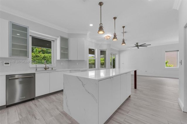 2128 SW 176th Ter, Miramar, FL 33029