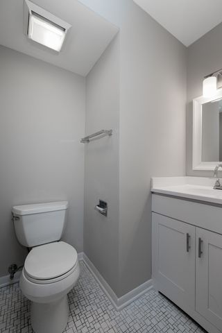 102 STEEPLE Drive B, Buffalo Grove, IL 60089