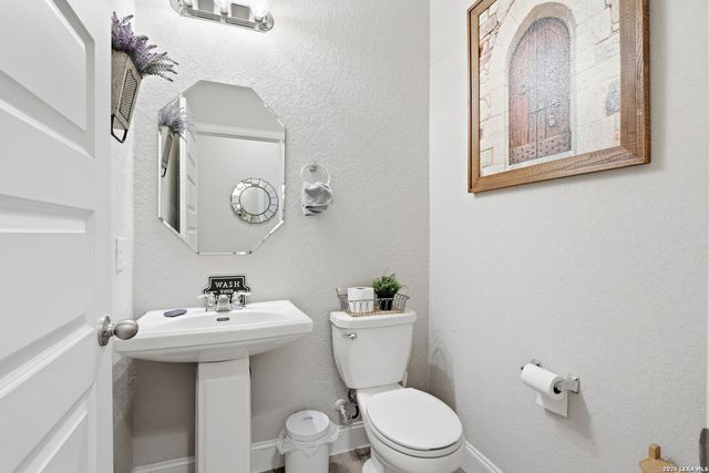 3927 Brazos Bend, San Antonio, TX 78245