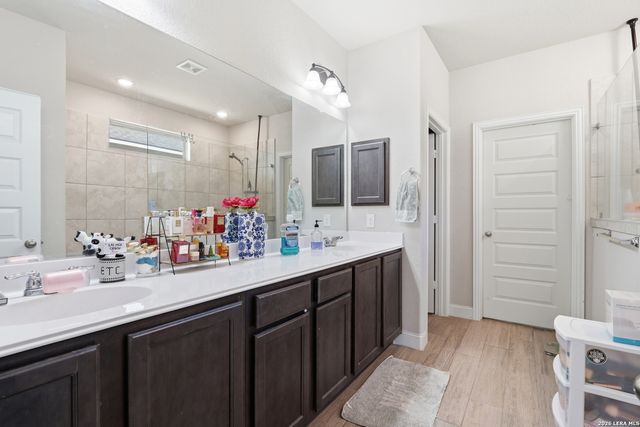 3927 Brazos Bend, San Antonio, TX 78245