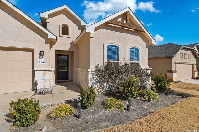 3927 Brazos Bend, San Antonio, TX 78245