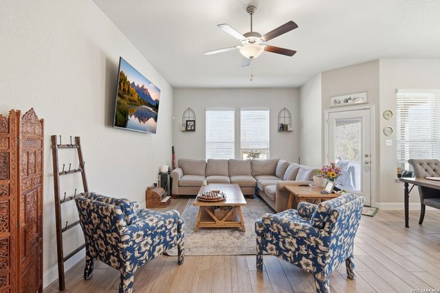 3927 Brazos Bend, San Antonio, TX 78245