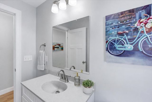 216 East Side Drive, Concord, NH 03301