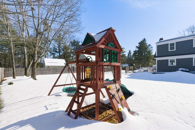 216 East Side Drive, Concord, NH 03301