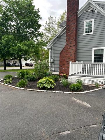 216 East Side Drive, Concord, NH 03301