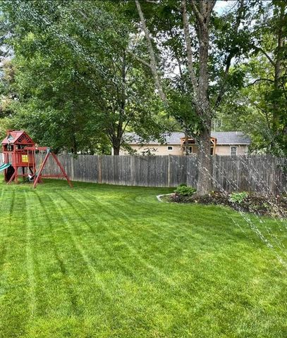 216 East Side Drive, Concord, NH 03301