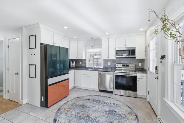 216 East Side Drive, Concord, NH 03301