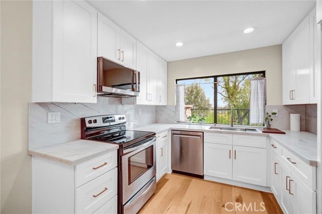 6031 E Ladera, Anaheim, CA 92807