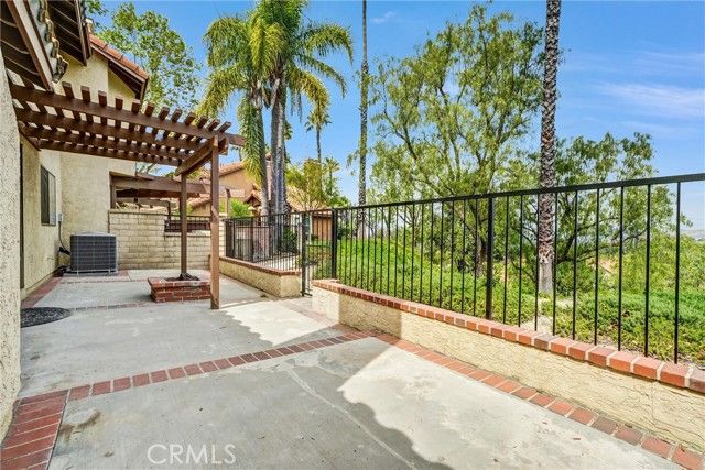 6031 E Ladera, Anaheim, CA 92807