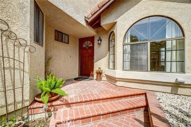 6031 E Ladera, Anaheim, CA 92807