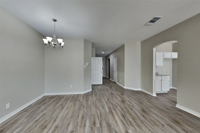 6121 Bowfin Drive, Fort Worth, TX 76179