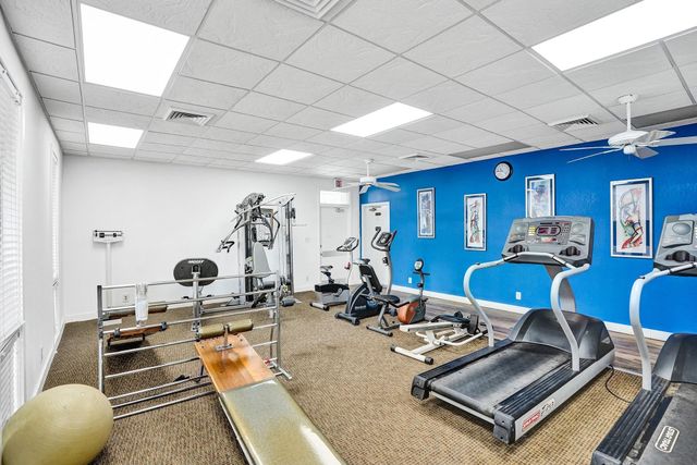 5860 NW 44th Street 603, Lauderhill, FL 33319