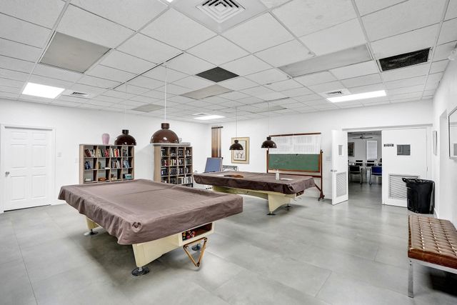 5860 NW 44th Street 603, Lauderhill, FL 33319