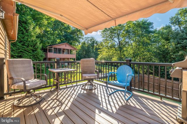 101 BLUE VALLEY RD, Linden, VA 22642