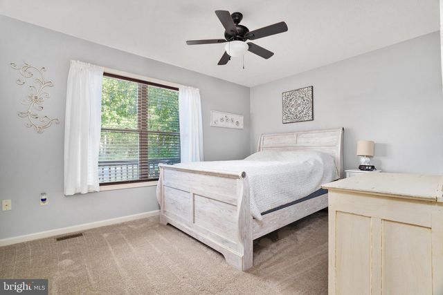 101 BLUE VALLEY RD, Linden, VA 22642