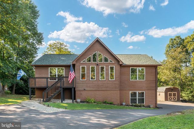 101 BLUE VALLEY RD, Linden, VA 22642