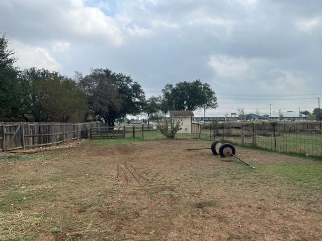 670 S Fm 1626 Highway, Buda, TX 78610