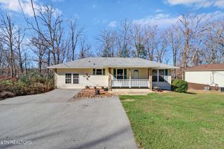 129 Lakeshire Drive, Crossville, TN 38558