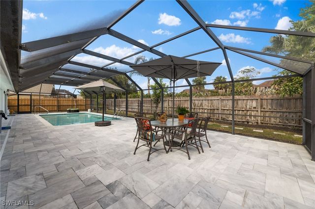 2467 Pine Woods CIR 3, Naples, FL 34105