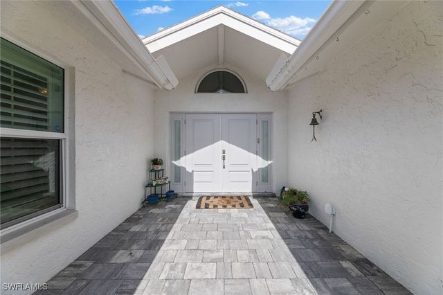 2467 Pine Woods CIR 3, Naples, FL 34105