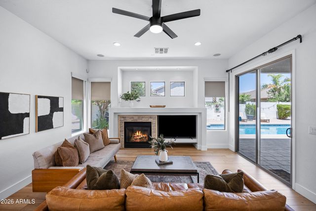 3938 E Dubois Avenue, Gilbert, AZ 85298