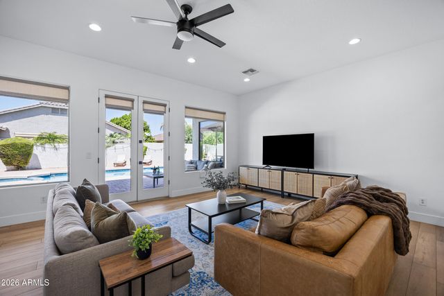 3938 E Dubois Avenue, Gilbert, AZ 85298