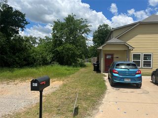411 E Elm Street, Denison, TX 75021