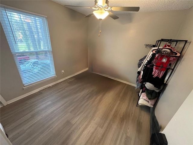 5298 Miller Road SW, Lilburn, GA 30047