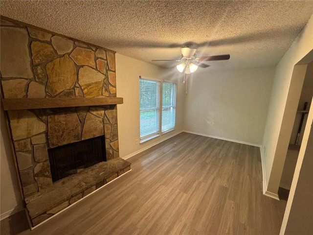 5298 Miller Road SW, Lilburn, GA 30047