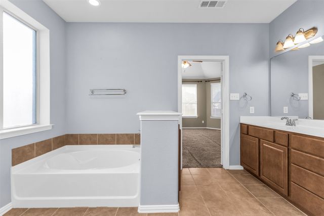 2620 Tradewinds Drive, Little Elm, TX 75068