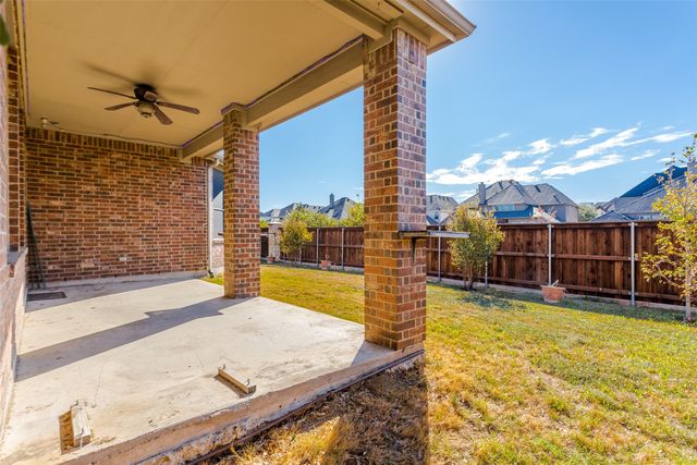 2620 Tradewinds Drive, Little Elm, TX 75068