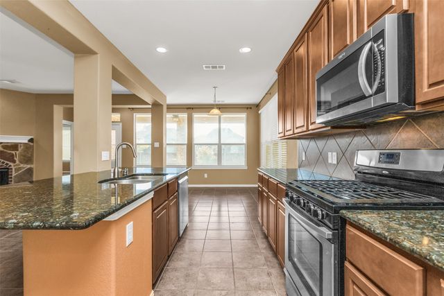 2620 Tradewinds Drive, Little Elm, TX 75068