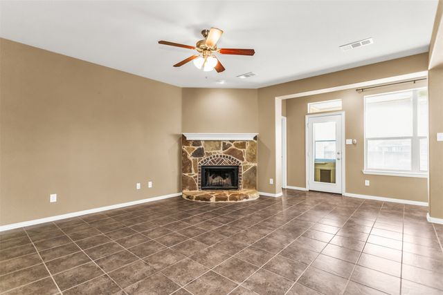 2620 Tradewinds Drive, Little Elm, TX 75068