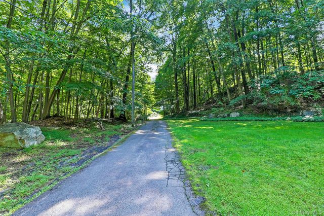 180 Somerstown Road, Millwood, NY 10546