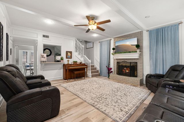5719 Lone Cedar Drive, Houston, TX 77345