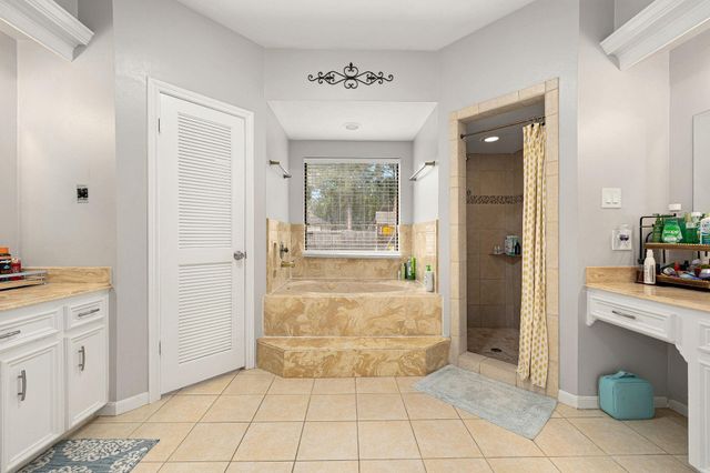 5719 Lone Cedar Drive, Houston, TX 77345