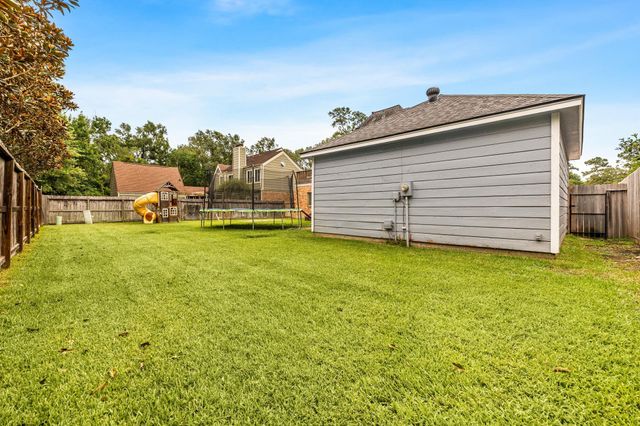 5719 Lone Cedar Drive, Houston, TX 77345